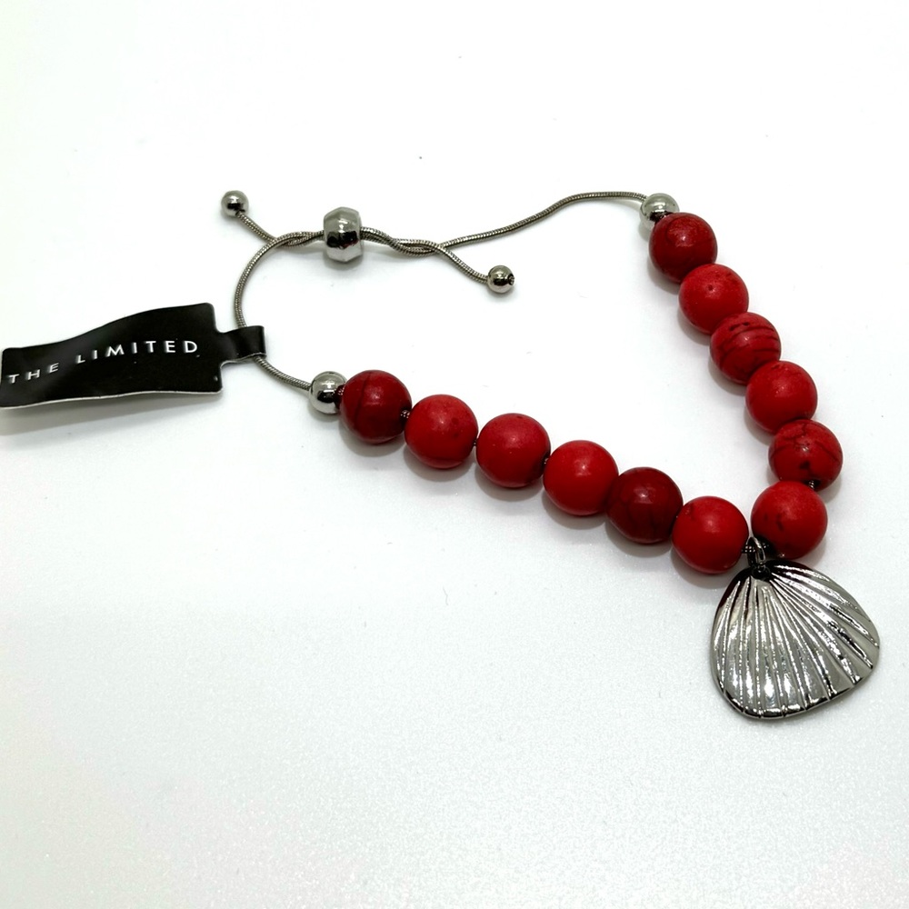 🆕 NWT 🆕 The Limited - Beaded Red Bracelet with Seashell Charm - Vintage
